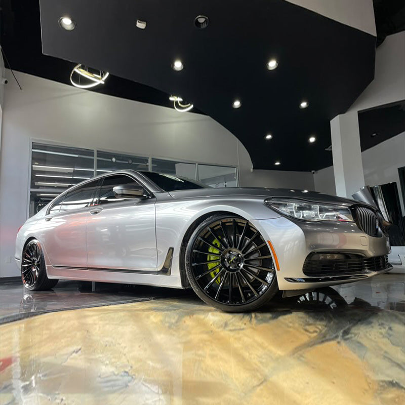 Glossy Metallic Liquid Chrome Vinyl Wrap