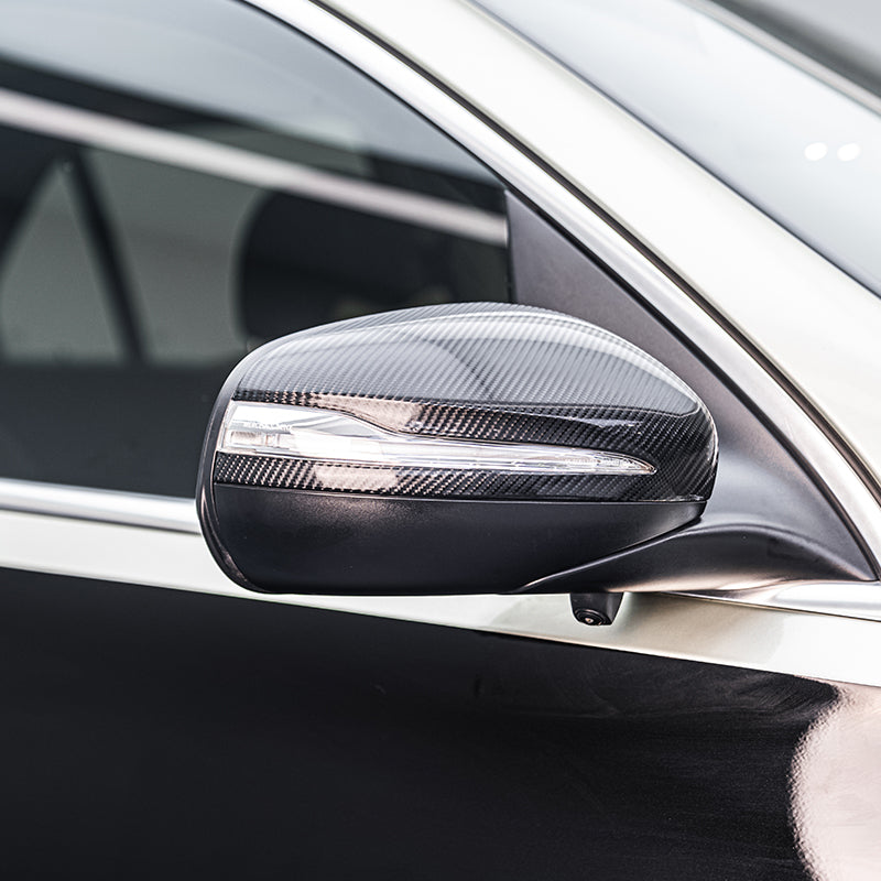 Glossy Spiral Black Carbon Fiber Vinyl Wrap