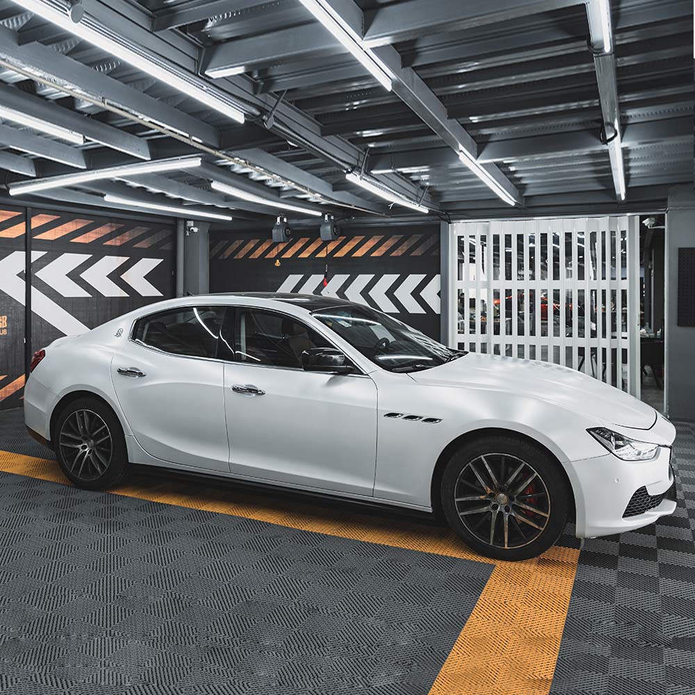 Matte Metallic Pearl White.