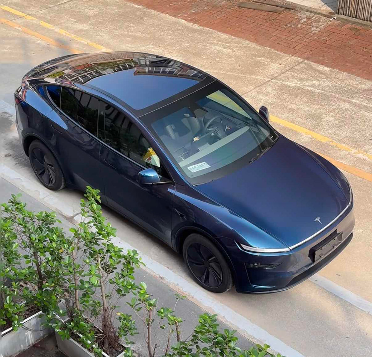 Glossy Metallic Beacon Blue Vinyl Wrap