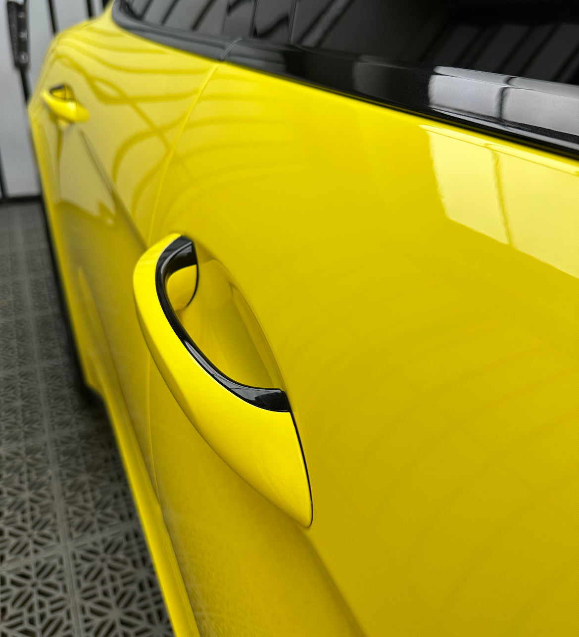 High Glossy Yellow Vinyl Wrap