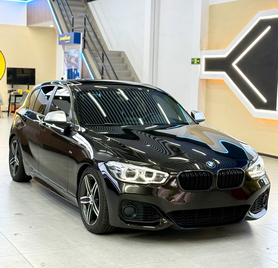Glitter Metallic Spider Black Vinyl Wrap